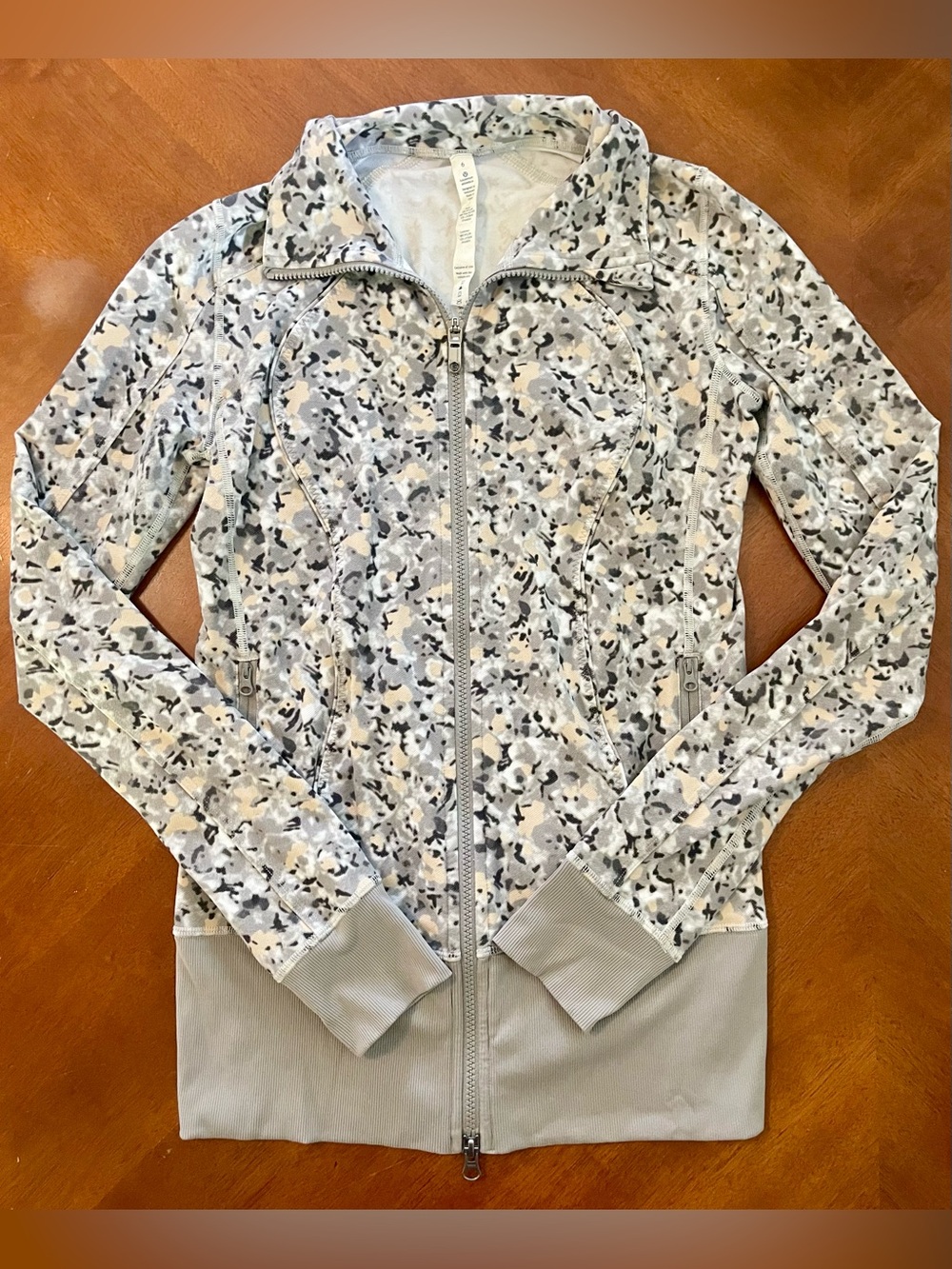 Lululemon define jacket. Size 6.